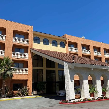 Wyndham Garden Newark Fremont Silicon Valley Экстерьер фото