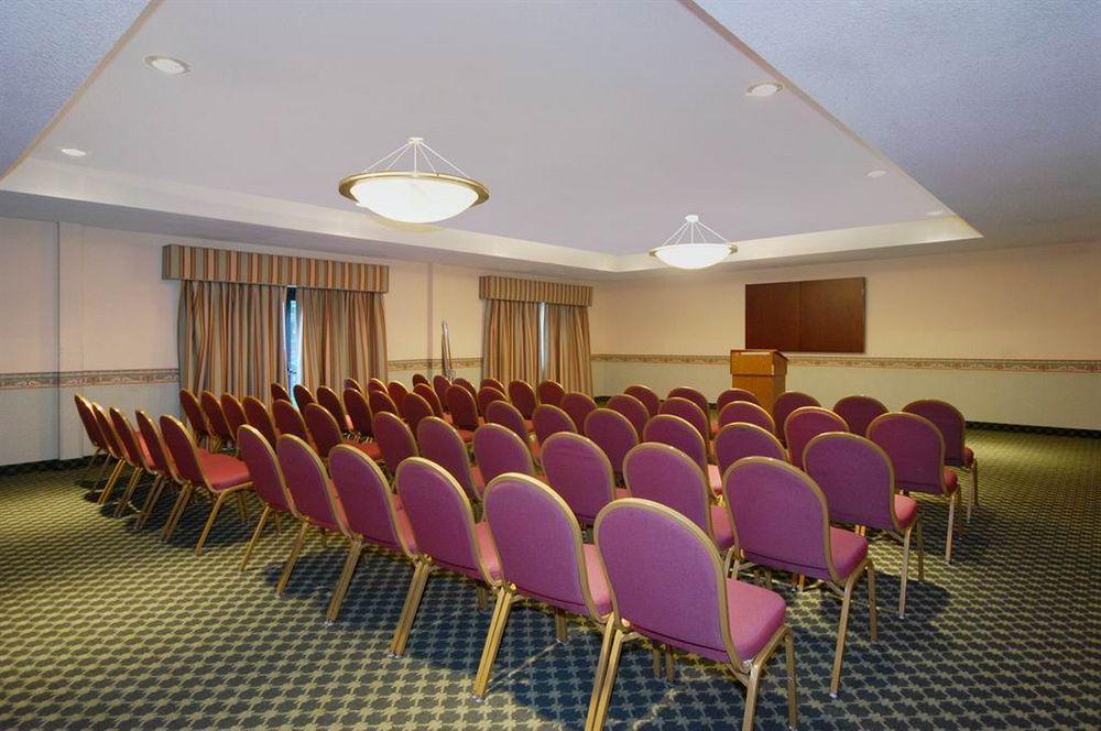 Wyndham Garden Newark Fremont Silicon Valley Экстерьер фото