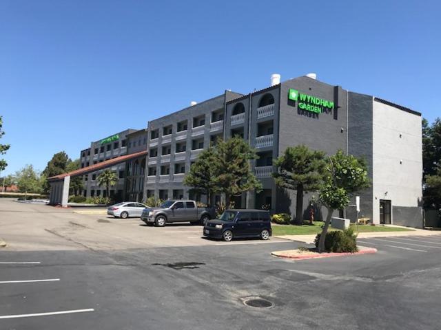 Wyndham Garden Newark Fremont Silicon Valley Экстерьер фото