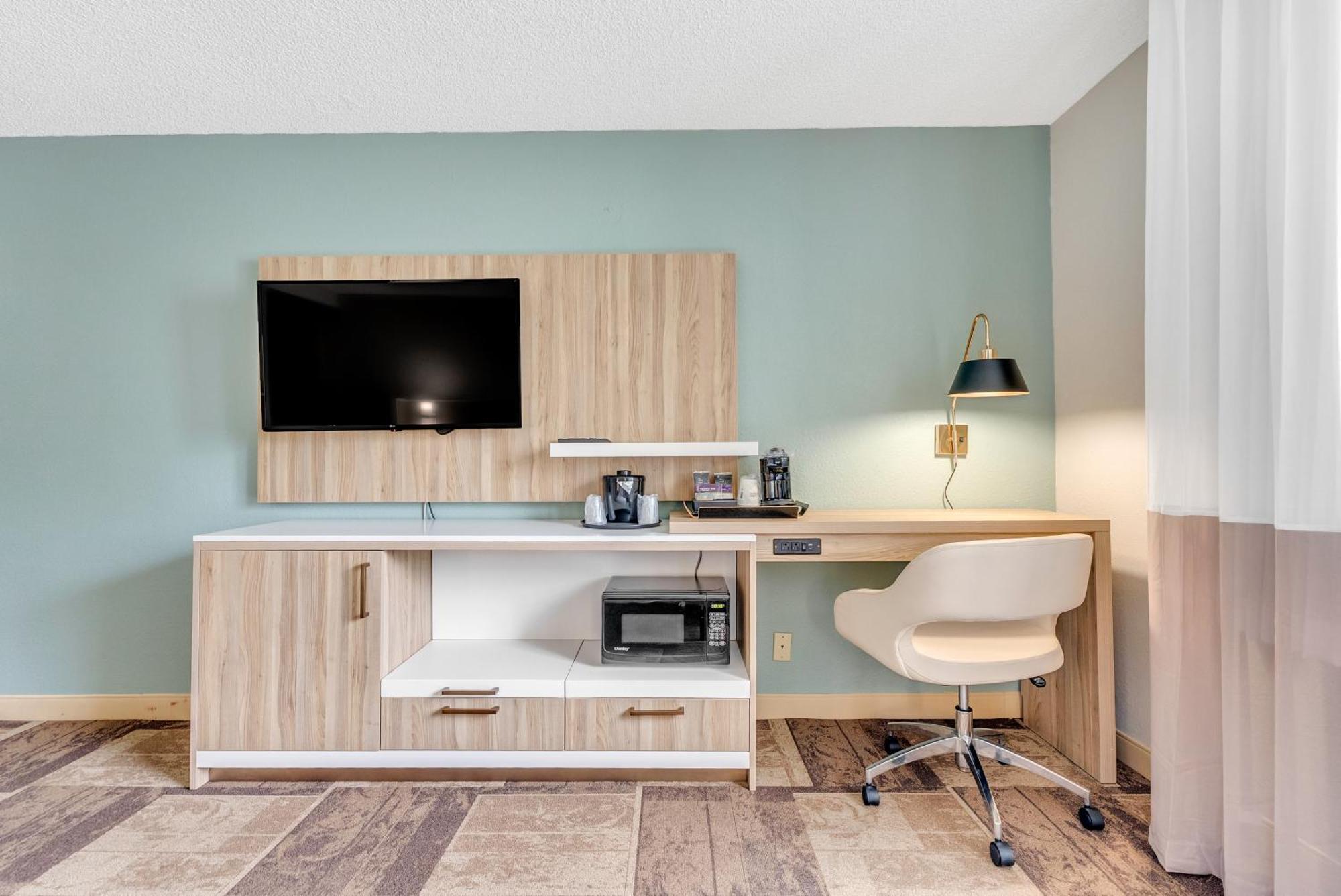 Wyndham Garden Newark Fremont Silicon Valley Экстерьер фото