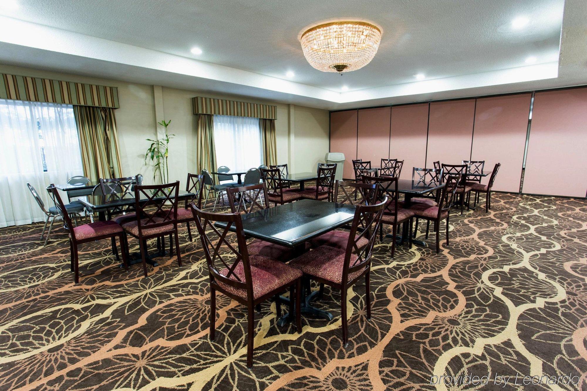 Wyndham Garden Newark Fremont Silicon Valley Экстерьер фото