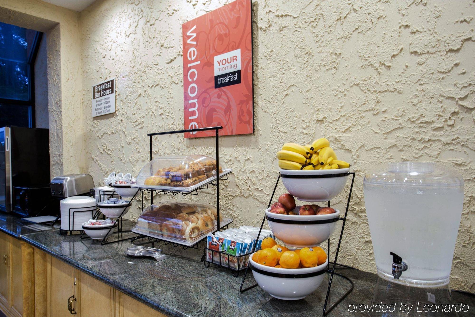 Wyndham Garden Newark Fremont Silicon Valley Экстерьер фото