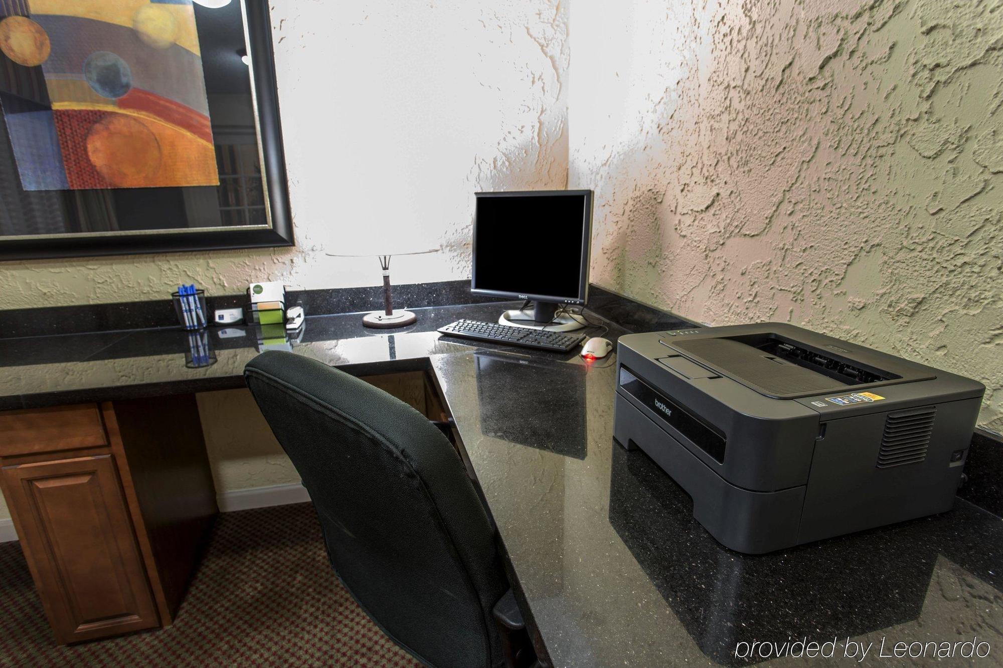 Wyndham Garden Newark Fremont Silicon Valley Экстерьер фото