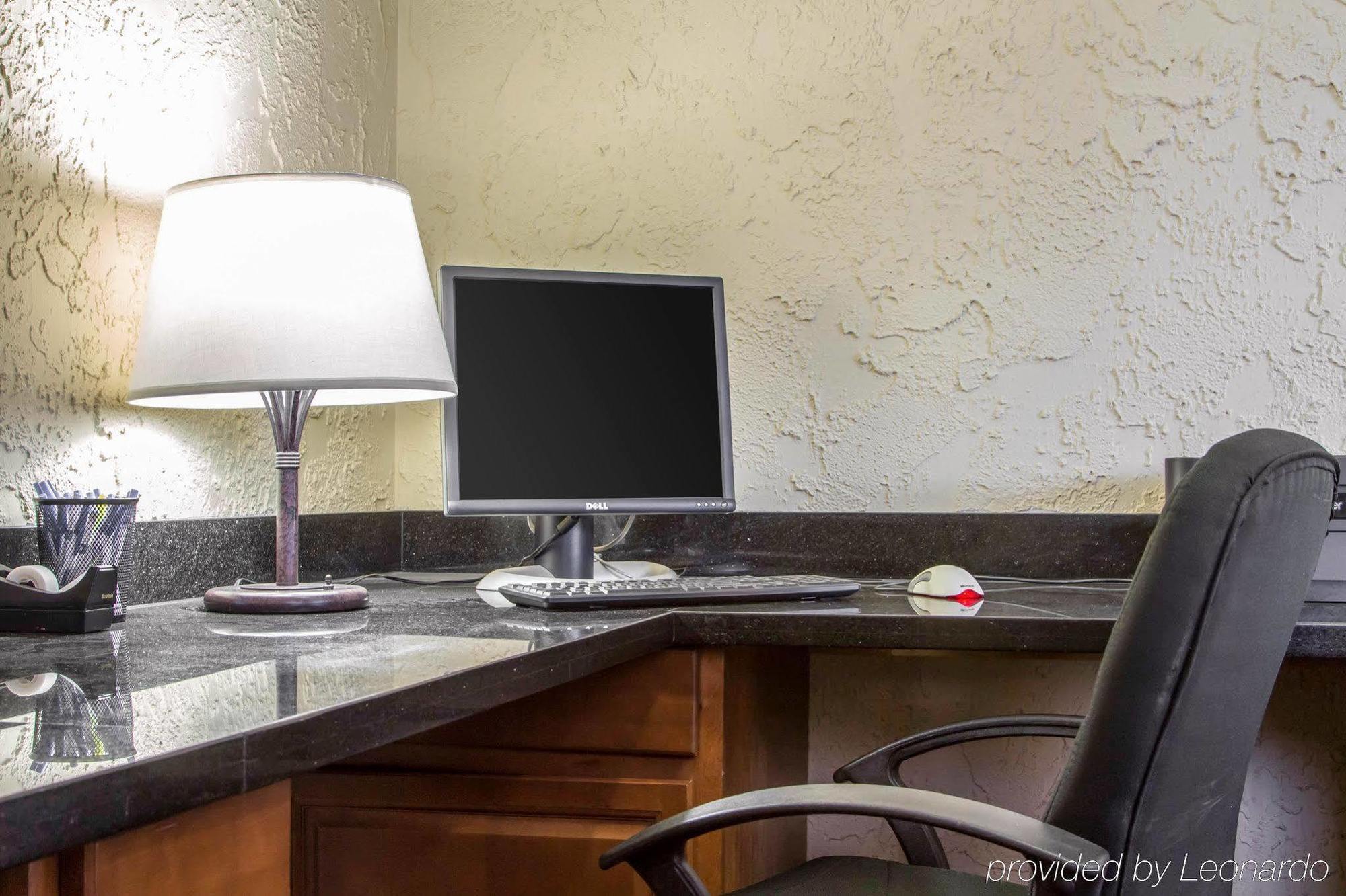 Wyndham Garden Newark Fremont Silicon Valley Экстерьер фото